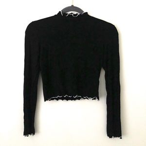 Long sleeved crop top